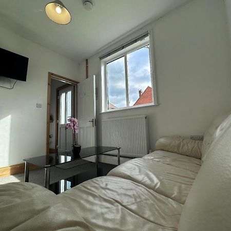 Browning House Bedrooms I Long Or Short Stay I Special Rate Available 더비 외부 사진